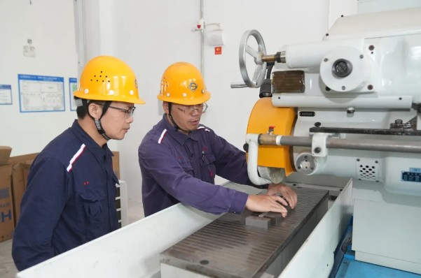 自主創(chuàng)新顯成效，拉伸試驗(yàn)樣品制備又有好方法！